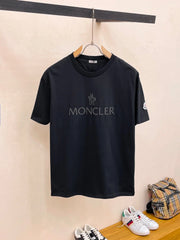 Fashionable classic short sleeved T-shirt