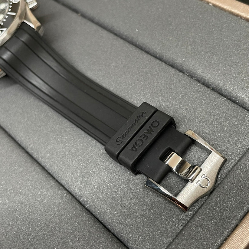 Almost gone! Special Offer! Black -Black Rubber - Automatic - 42mm