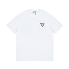 Classic simple and elegant T-shirt
