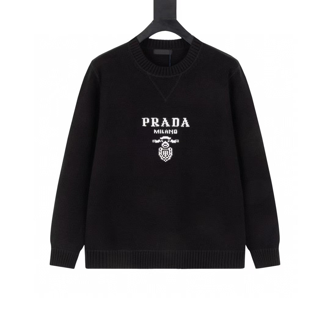 Wool round neck sweater
