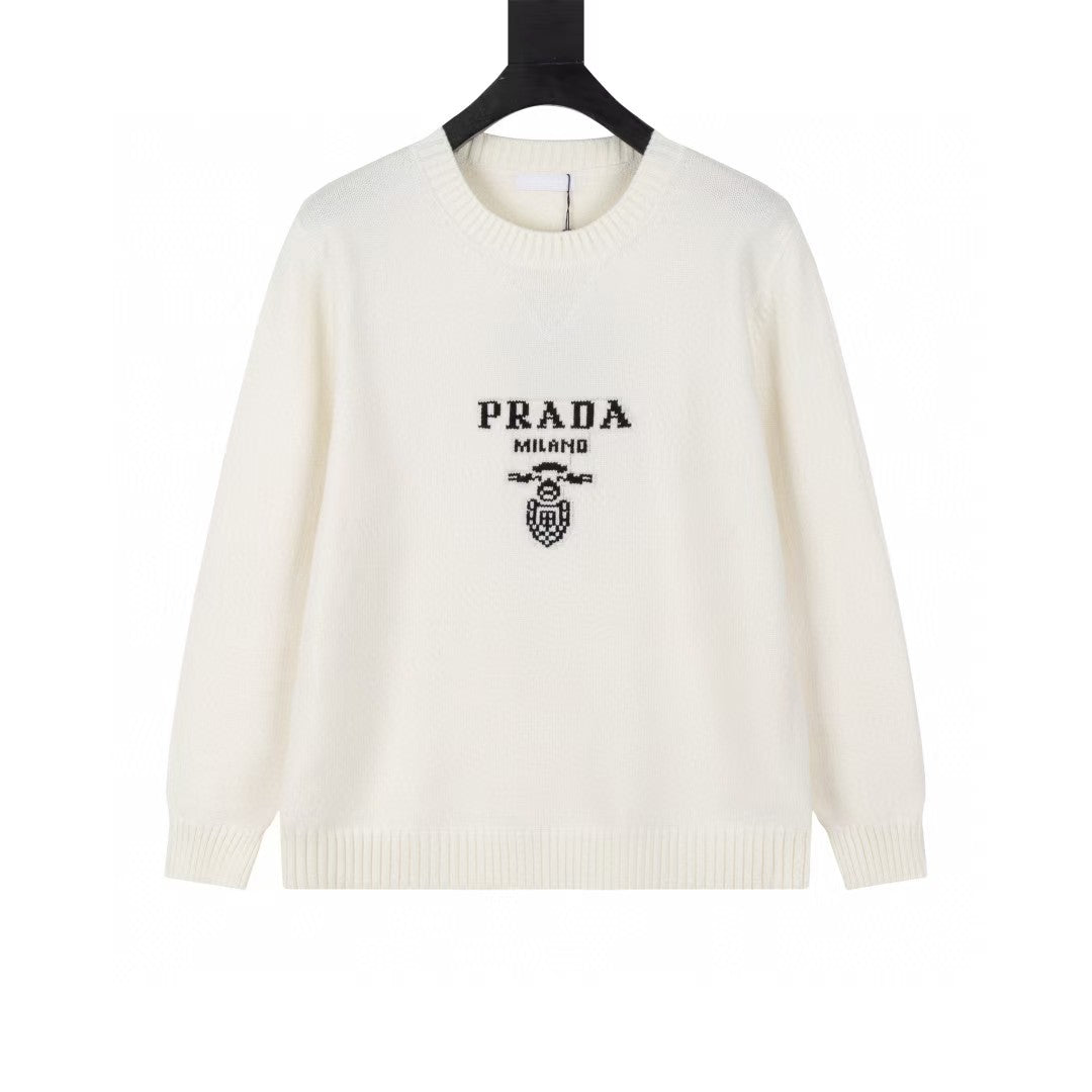 Wool round neck sweater