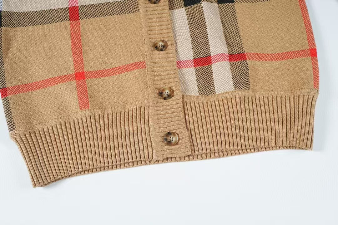 Classic plaid wool jacquard cardigan sweater