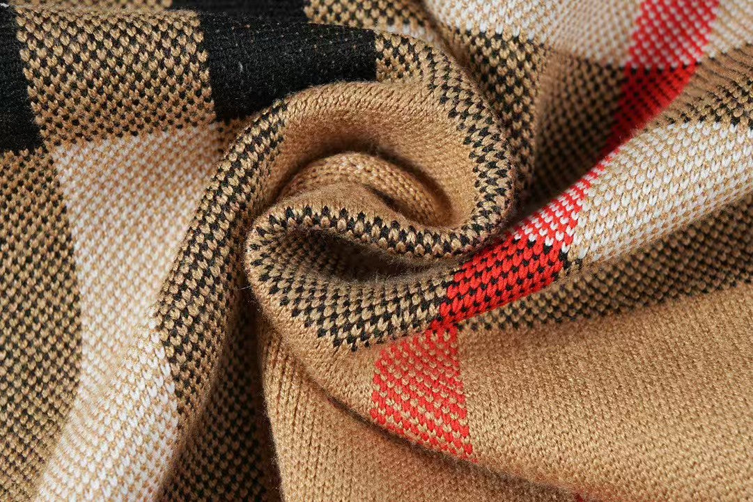 Classic plaid wool jacquard cardigan sweater
