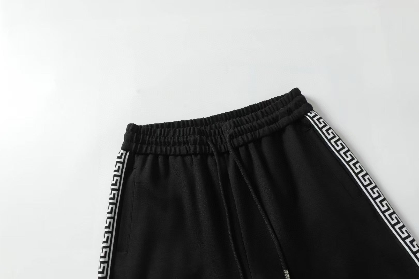 2025 early spring new casual shorts