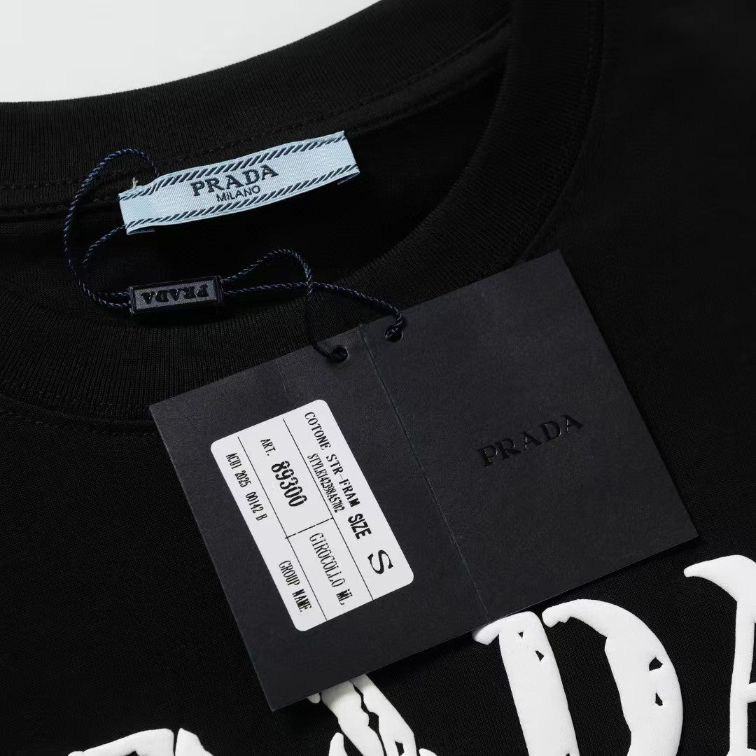 2055Early spring new round neck short sleeved T-shirt
