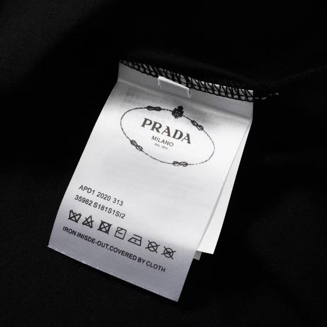 2055Early spring new round neck short sleeved T-shirt