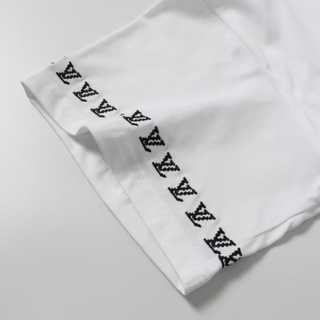 Early Spring New Round Neck Embroidered T-shirt