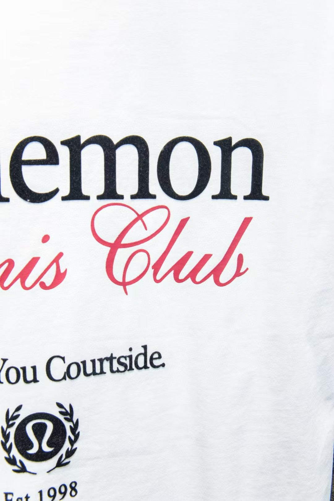 Early spring new round neck printed T-shirt