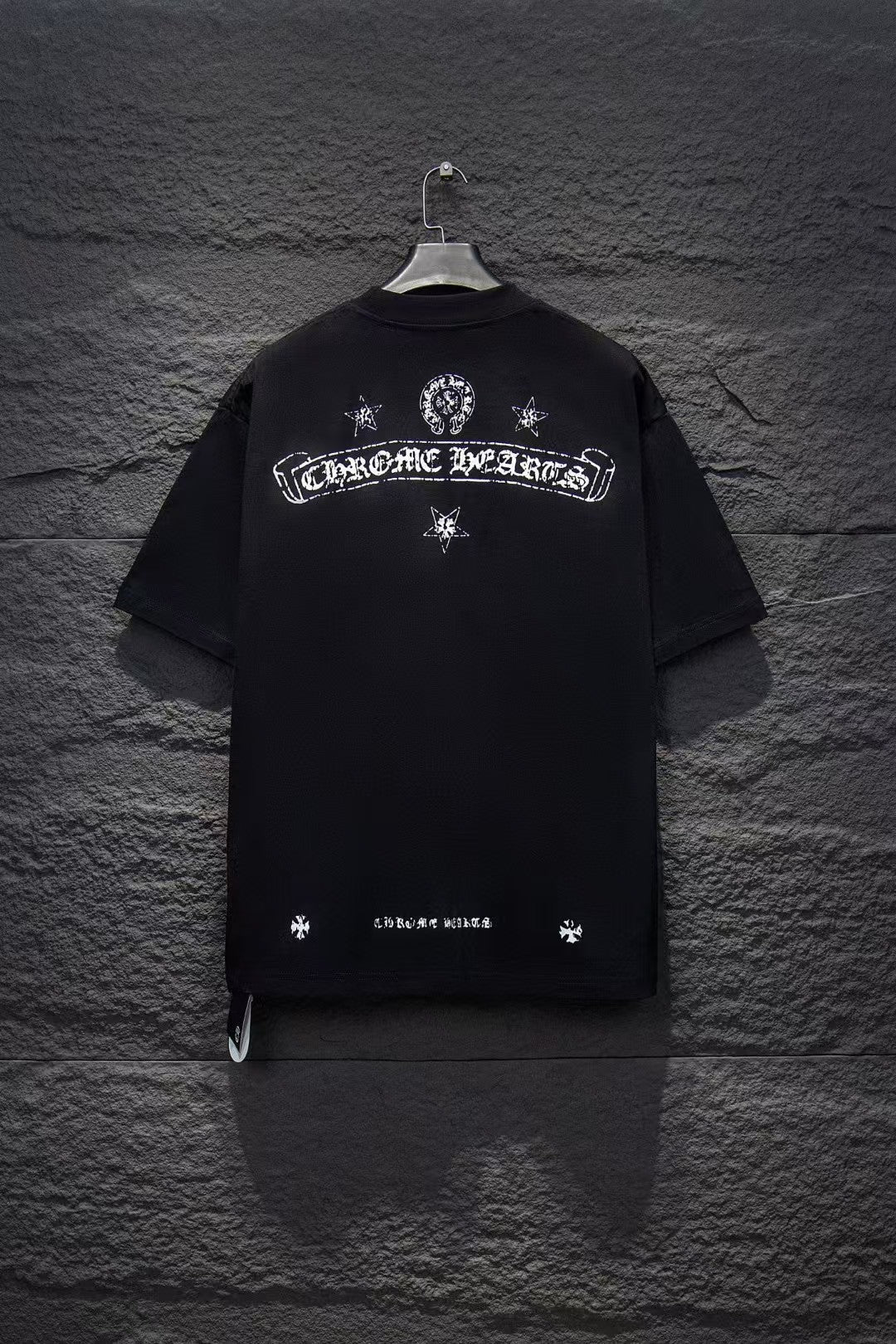 New round neck T-shirt