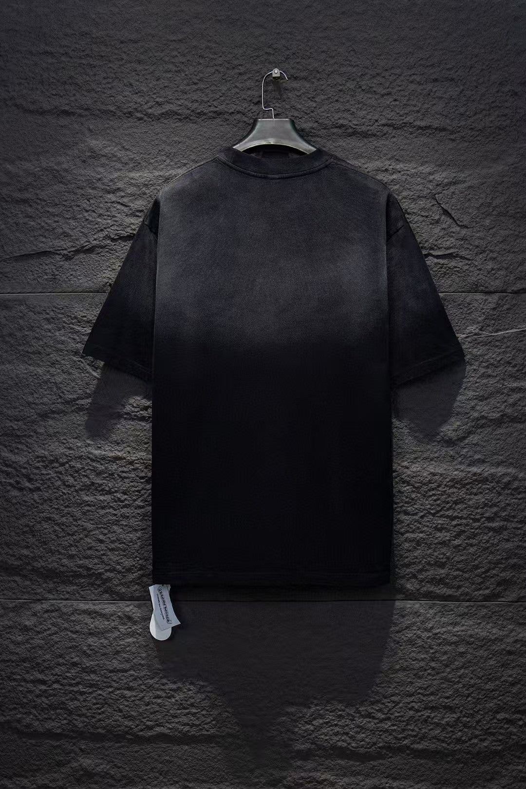New round neck T-shirt