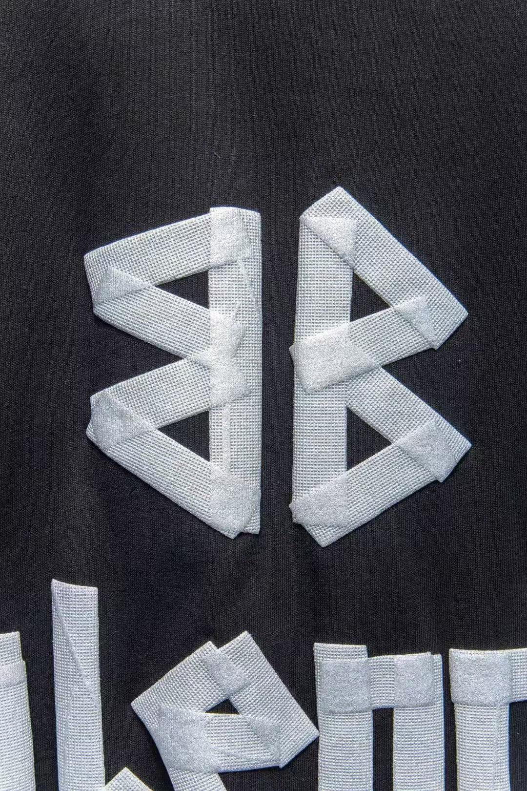 New round neck T-shirt