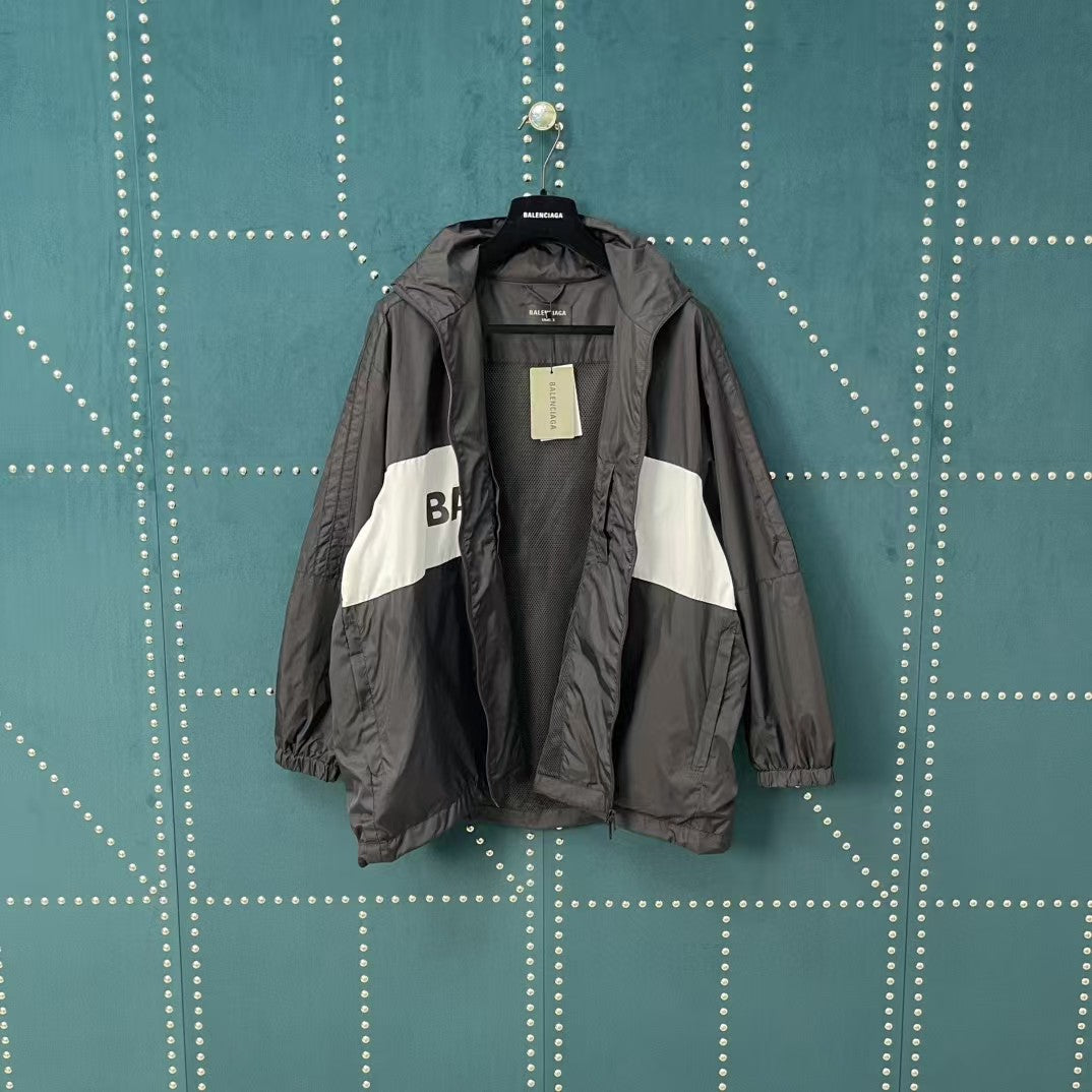 Black and white spliced slogan jacket