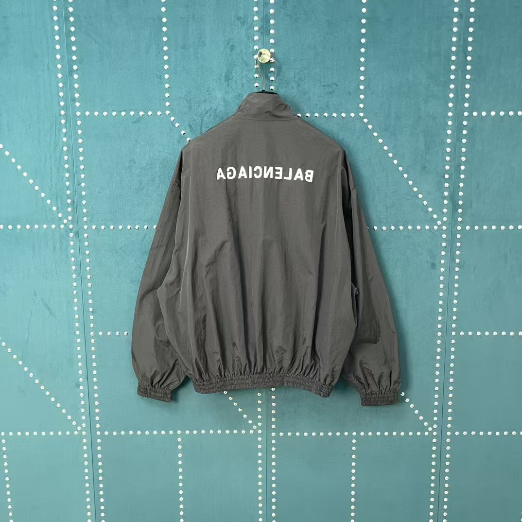 Mirror letter embroidered submachine jacket