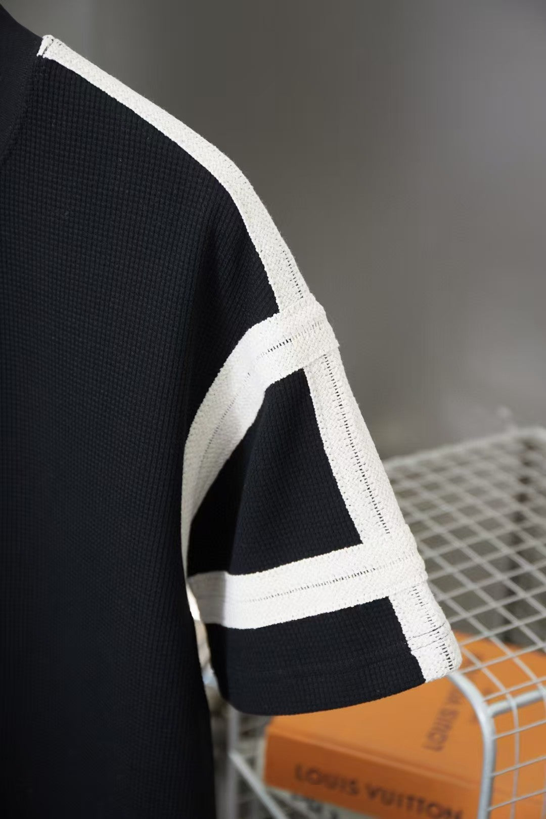 Early spring new classic woven short sleeved shirt