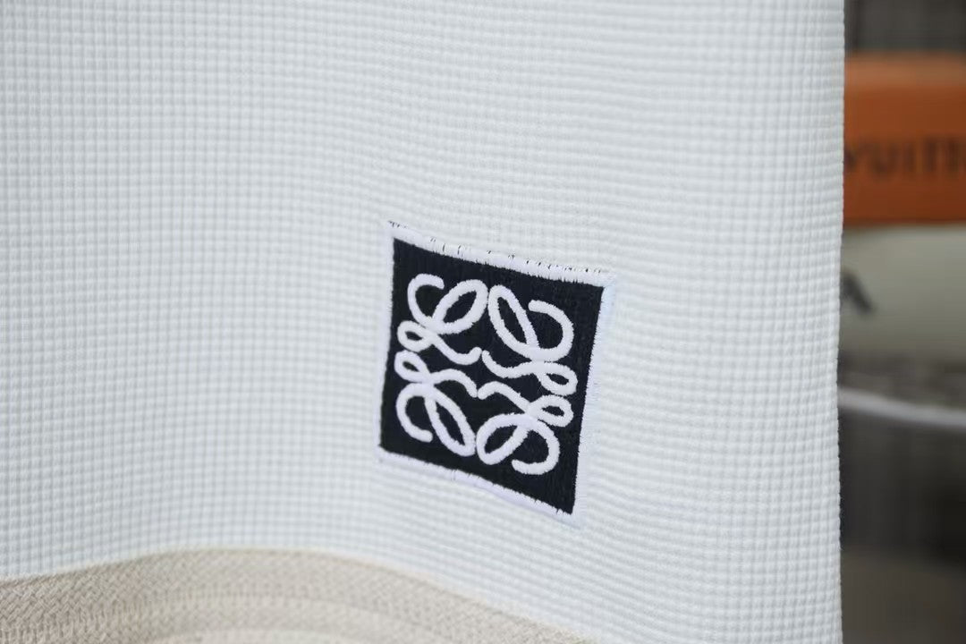 Early spring new classic woven short sleeved shirt