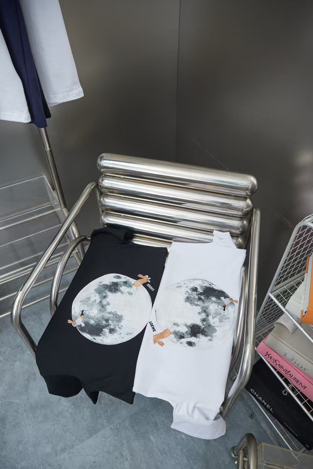 Early Spring New Moon Rabbit Embroidered Short Sleeve