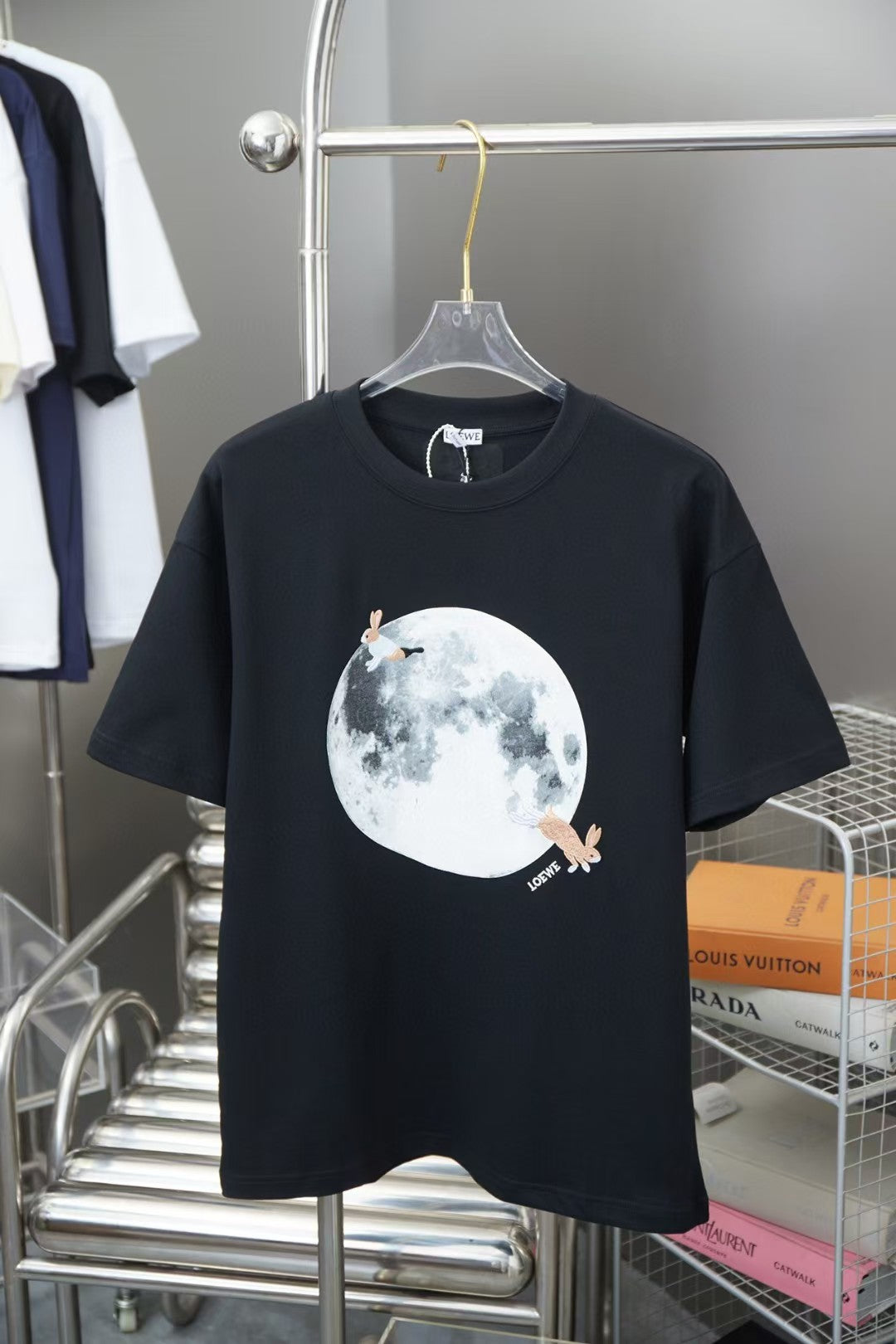 Early Spring New Moon Rabbit Embroidered Short Sleeve