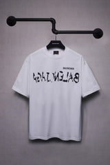 Front and back letter graffiti printed short sleeved T-shirt