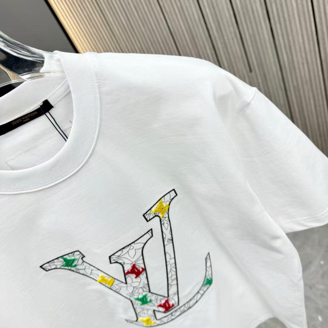 25 Spring/Summer New Round Neck Embroidered T-shirt