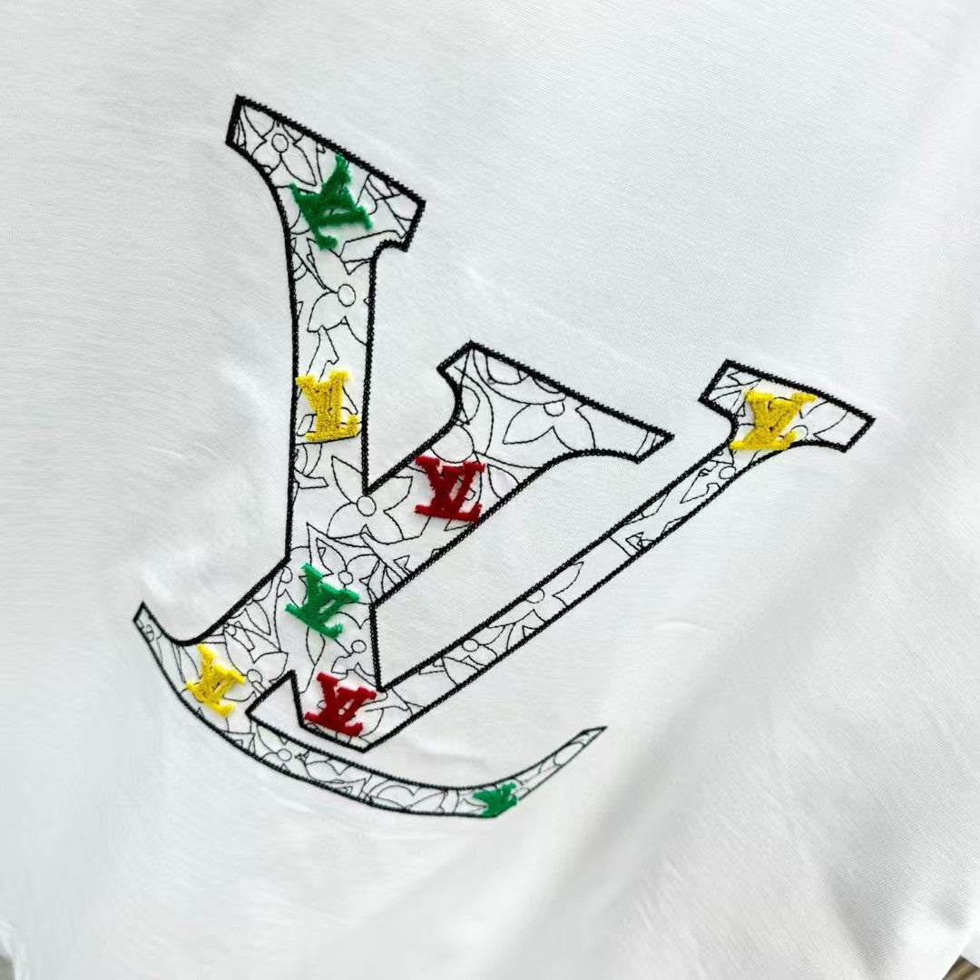 25 Spring/Summer New Round Neck Embroidered T-shirt
