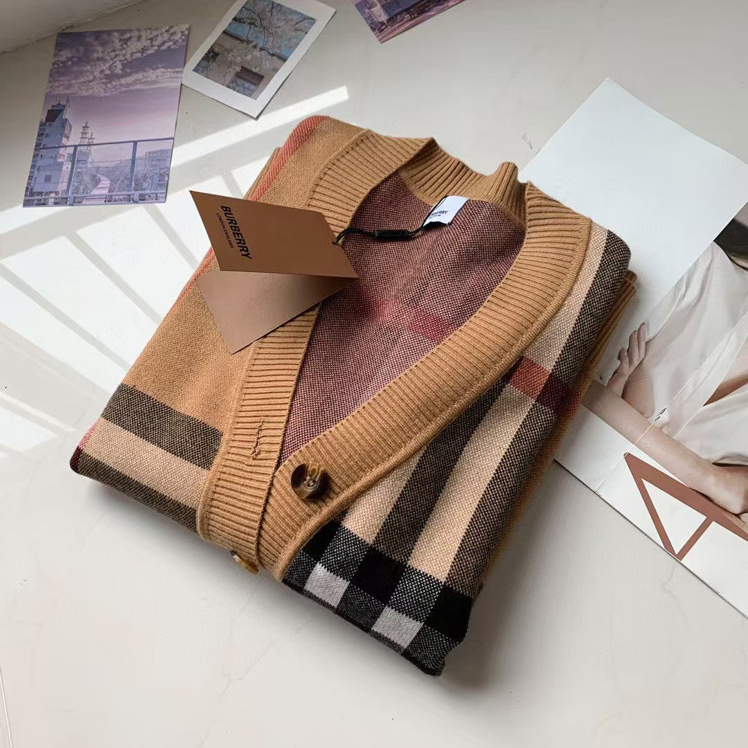Classic Evergreen Plaid Starting Long Sleeve Sweater