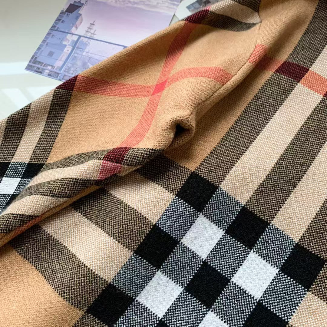 Classic Evergreen Plaid Starting Long Sleeve Sweater
