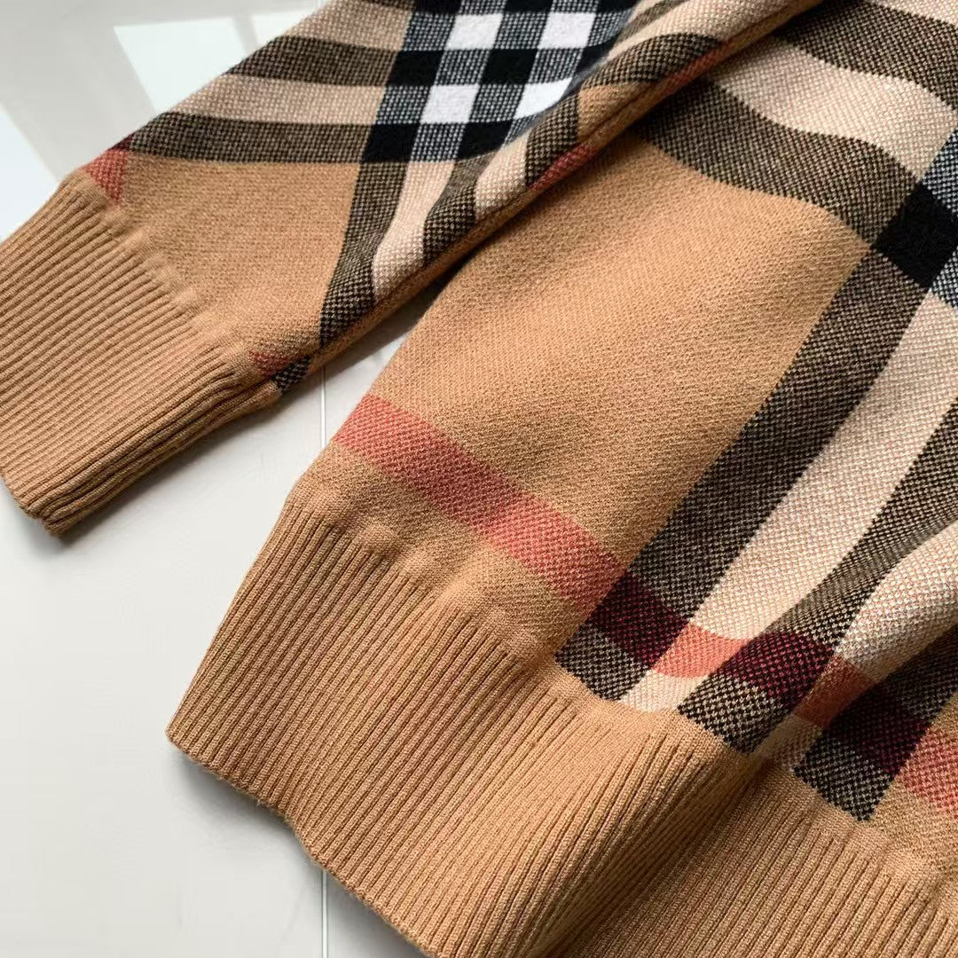 Classic Evergreen Plaid Starting Long Sleeve Sweater