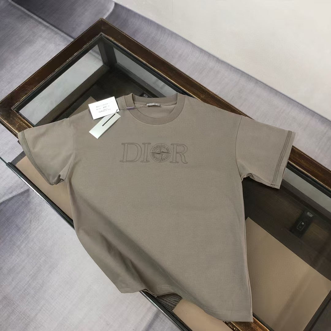 Round neck short sleeved T-shirt for couples