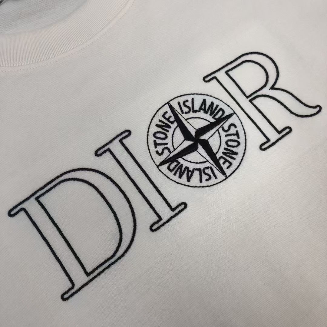 Round neck short sleeved T-shirt for couples