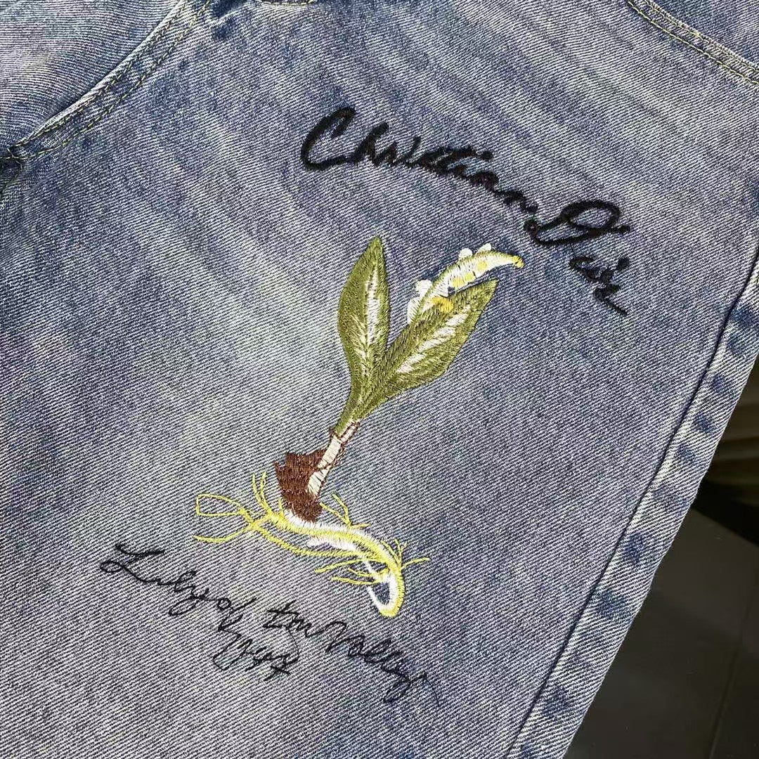 Embroidered front and back washed denim jeans