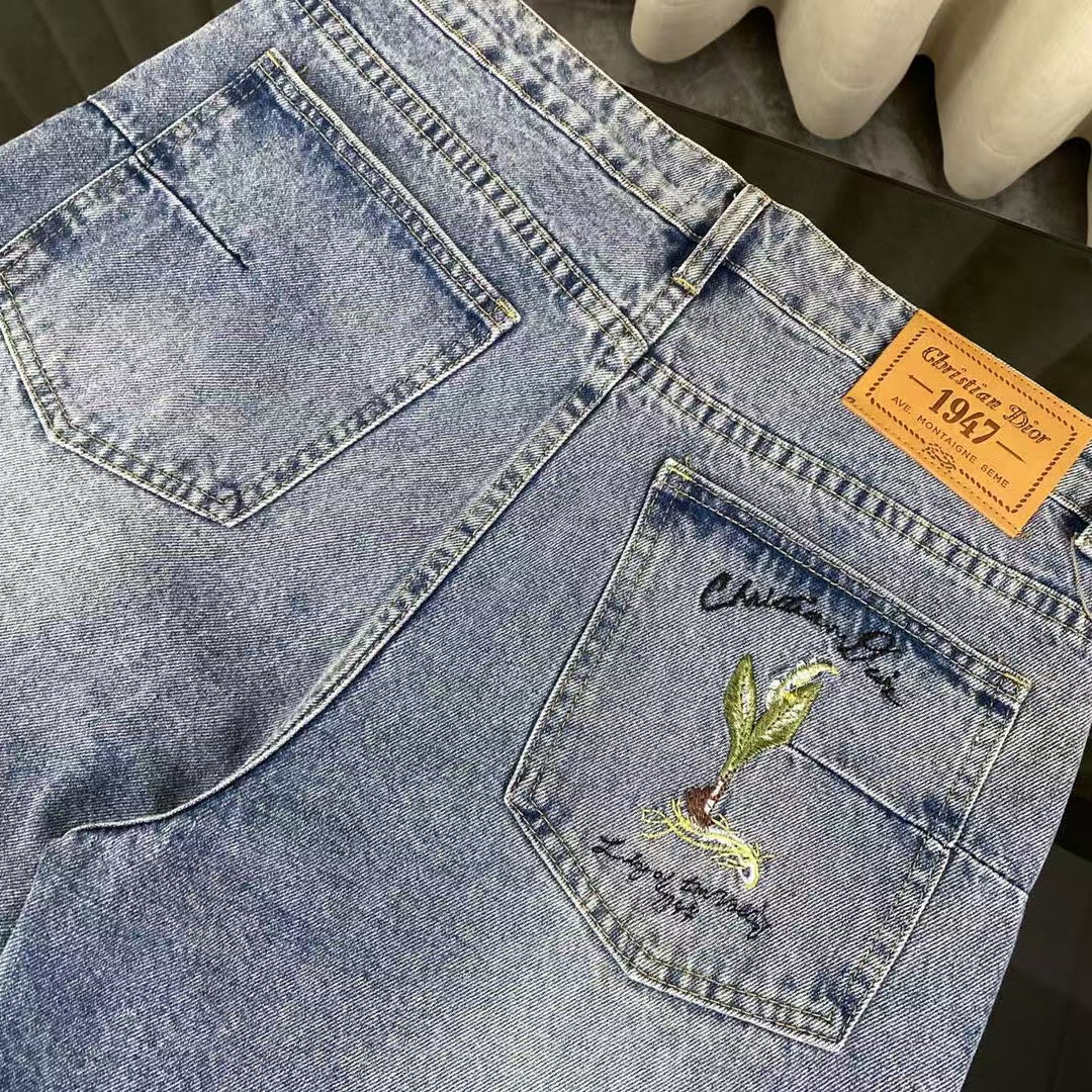 Embroidered front and back washed denim jeans