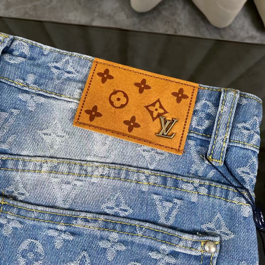 Classic washed blue distressed jacquard jeans