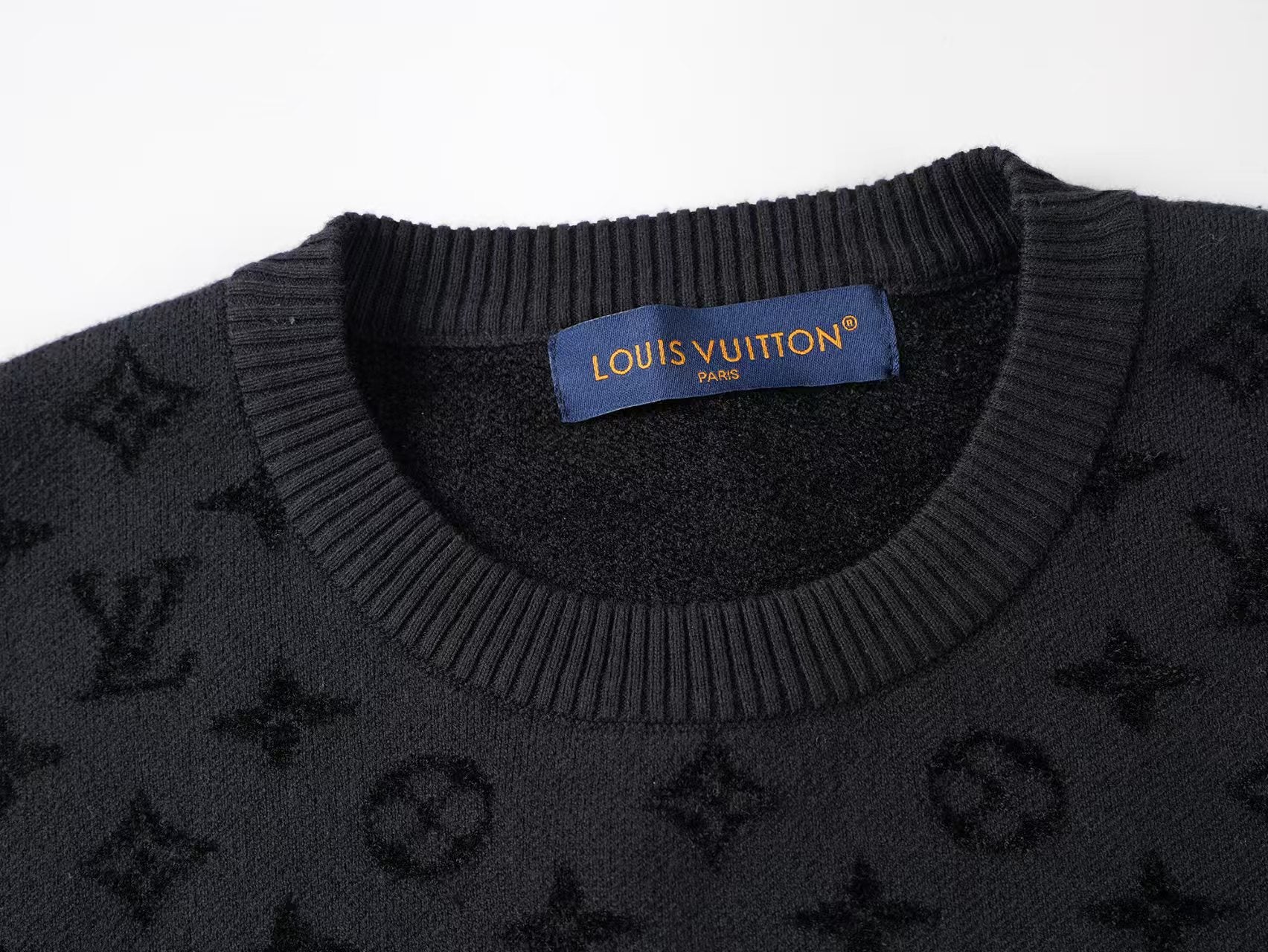 Black Knitted Set (can be purchased separately)