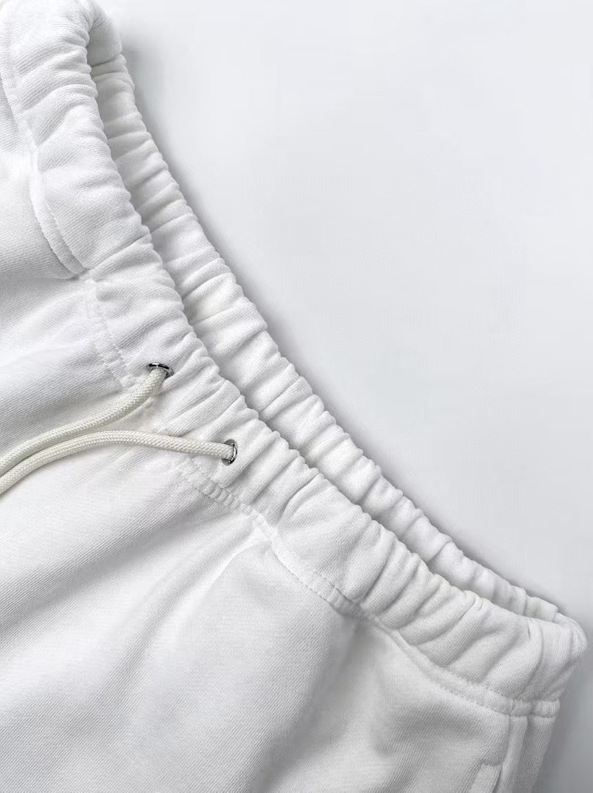 Embroidered casual shorts