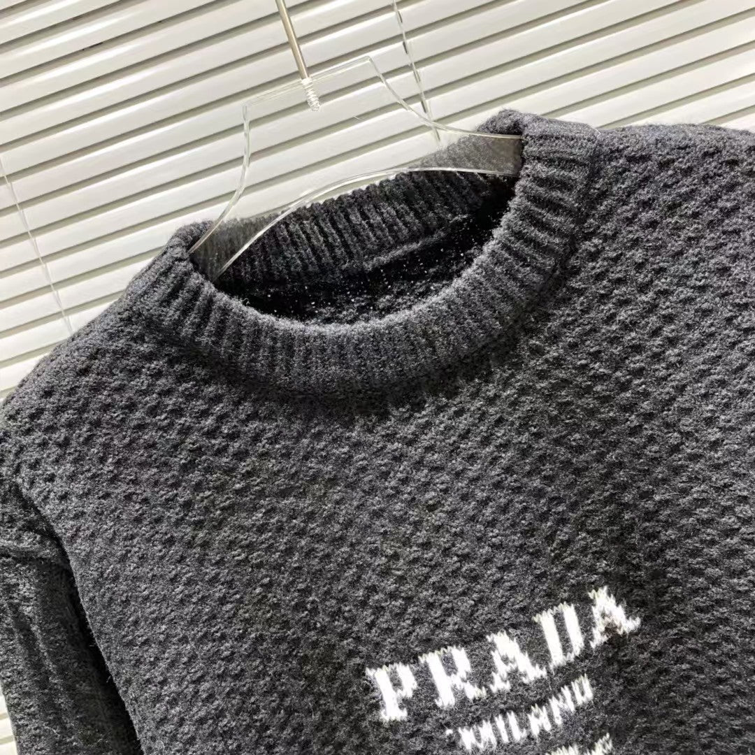 Standard jacquard Fried Dough Twists round neck sweater