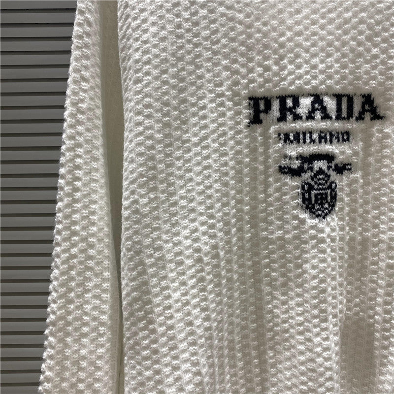 Standard jacquard Fried Dough Twists round neck sweater
