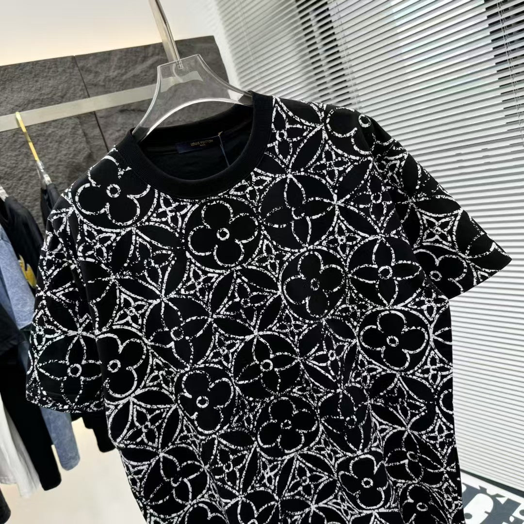 New product 🆕 Full printed T-shirt