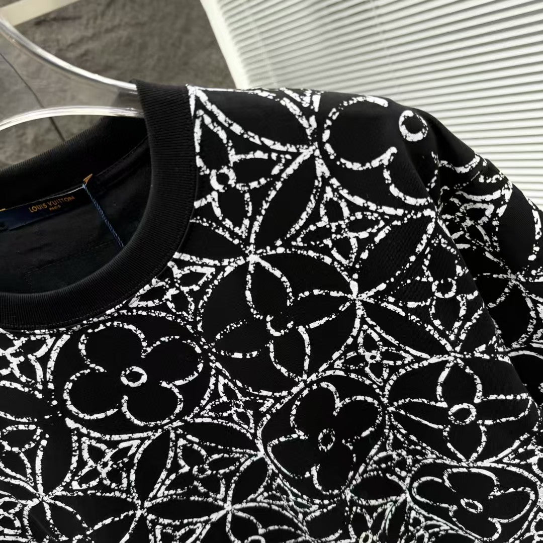 New product 🆕 Full printed T-shirt