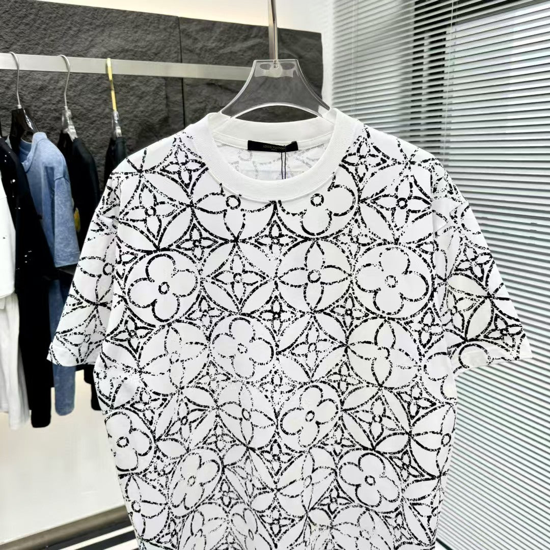 New product 🆕 Full printed T-shirt