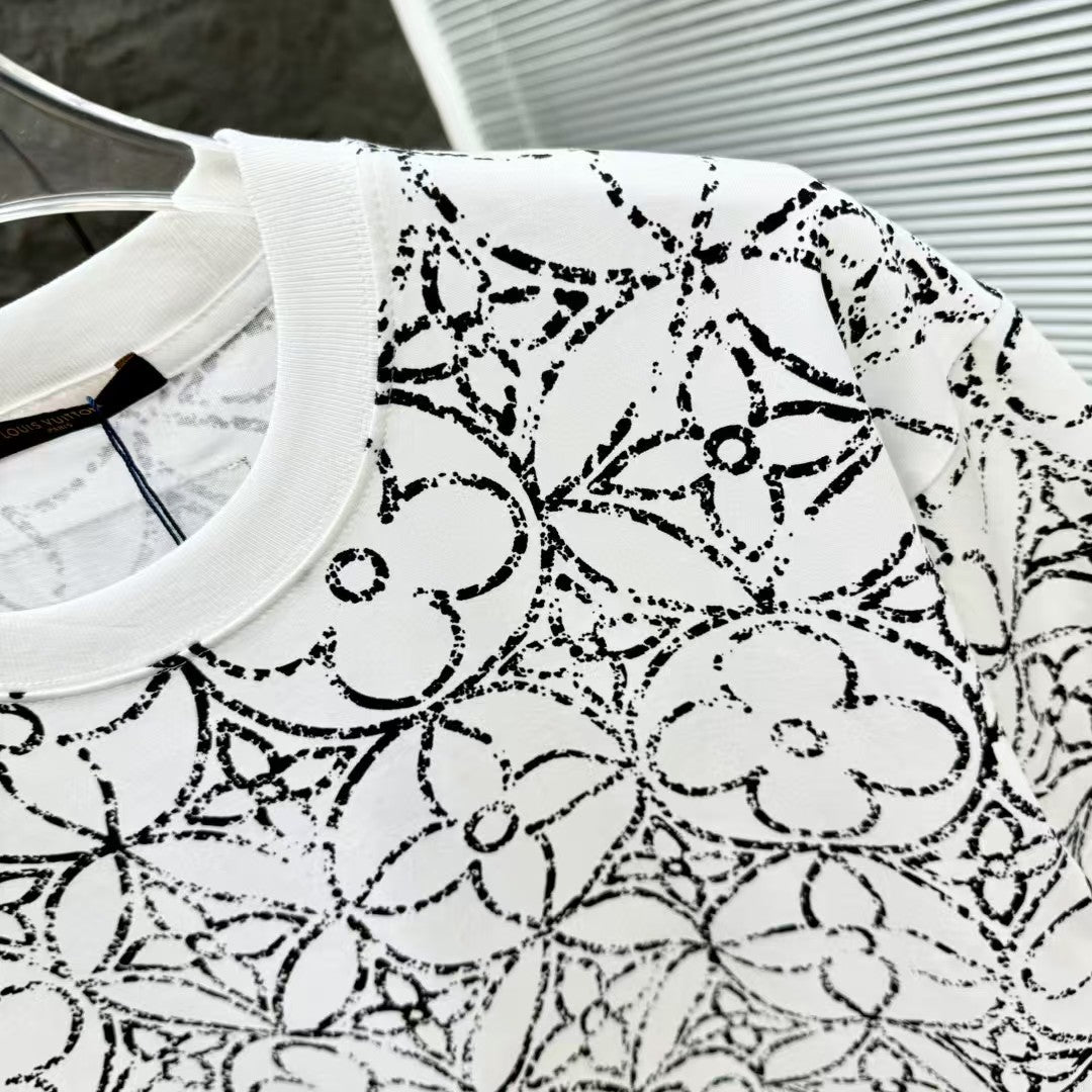 New product 🆕 Full printed T-shirt
