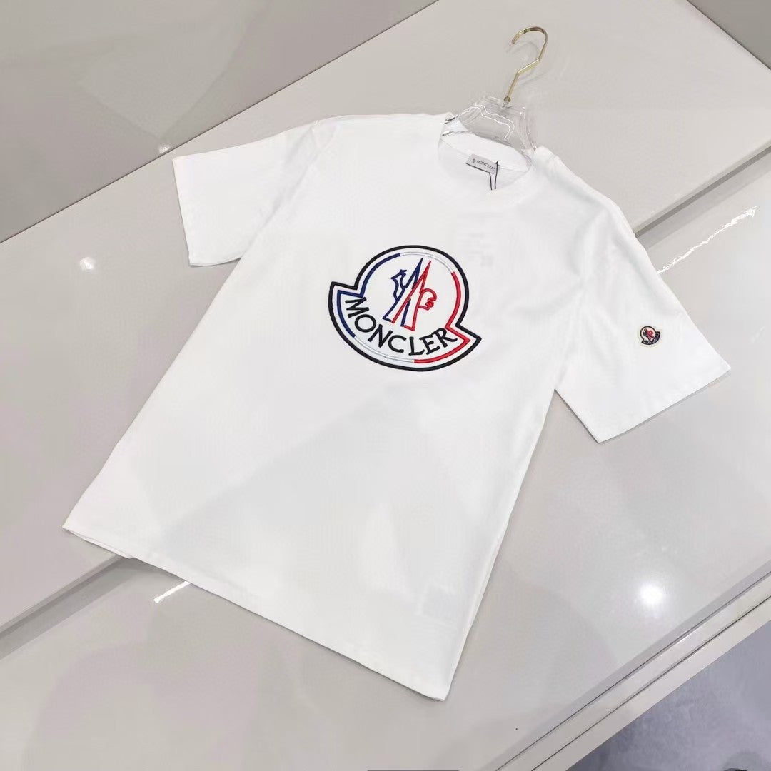 New embroidered large logo round neck short sleeved T-shirt