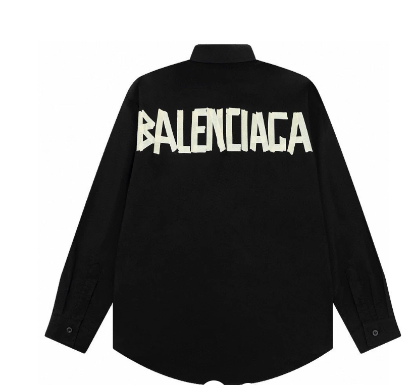 tape-embossed logo shirt on back