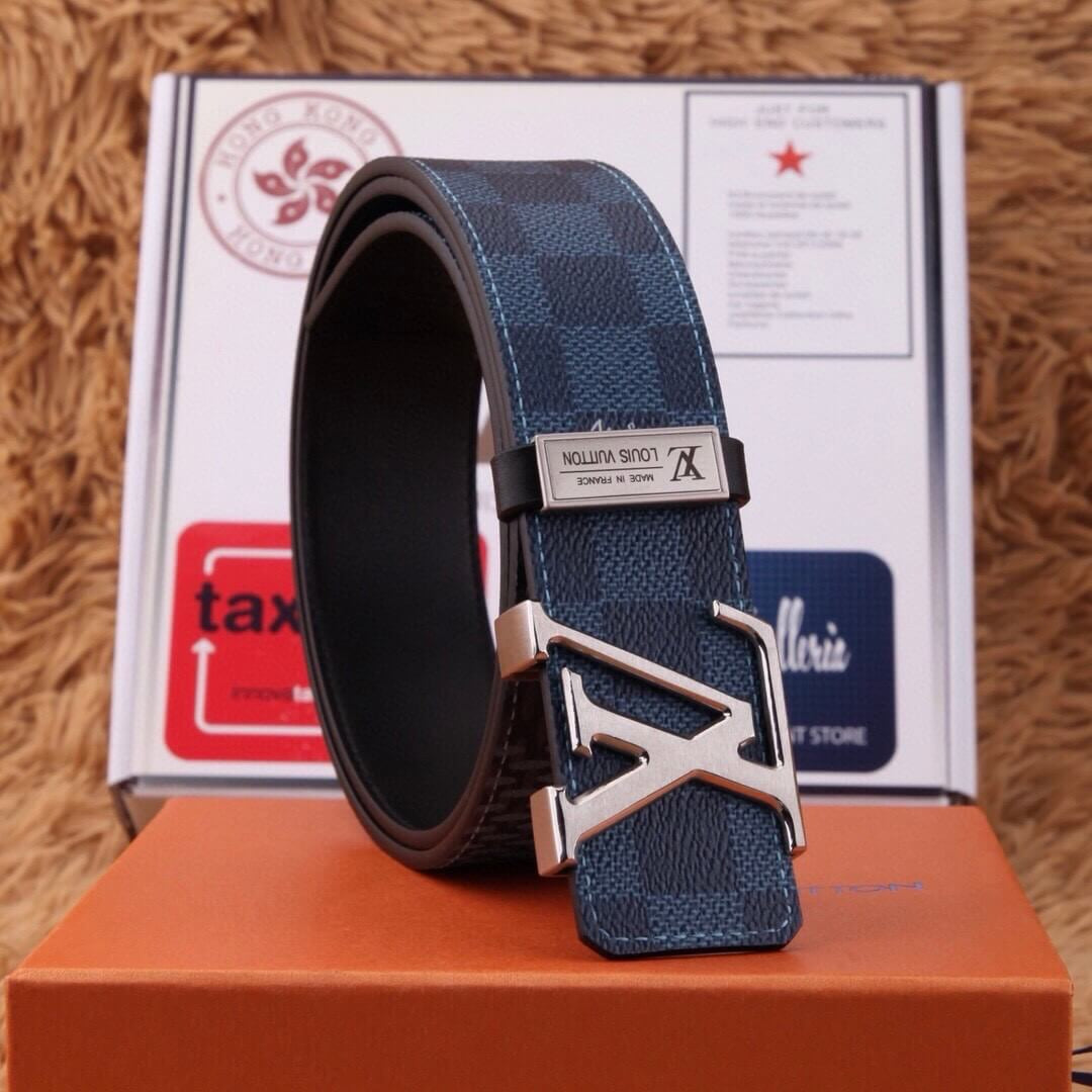 Classic Haige with belt