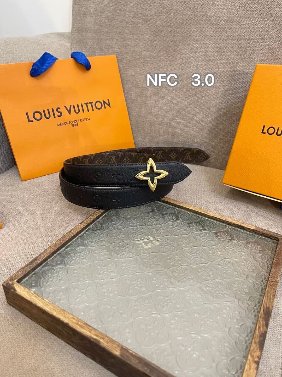 Double sided waist belt for men