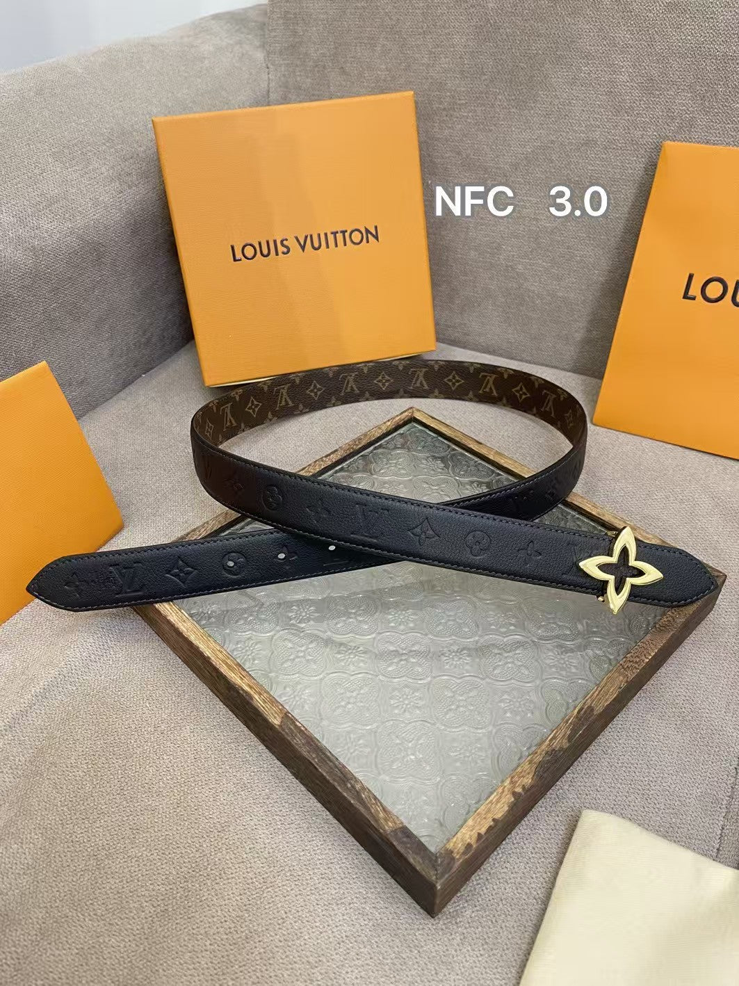 Double sided waist belt for men