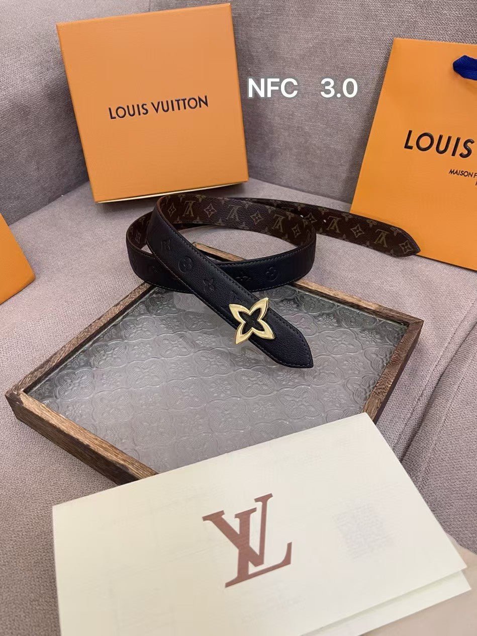 Double sided waist belt for men
