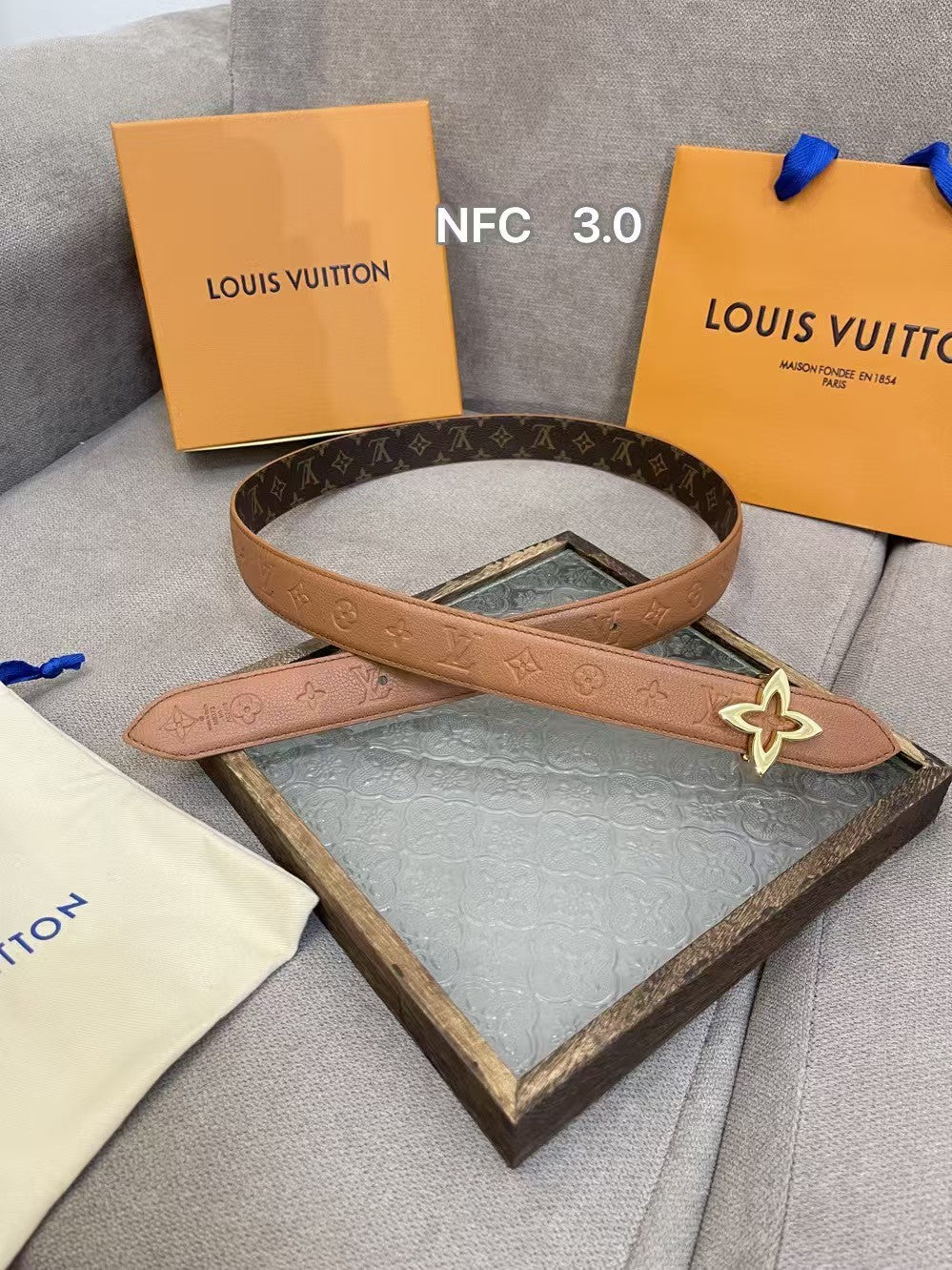 Double sided waist belt for men