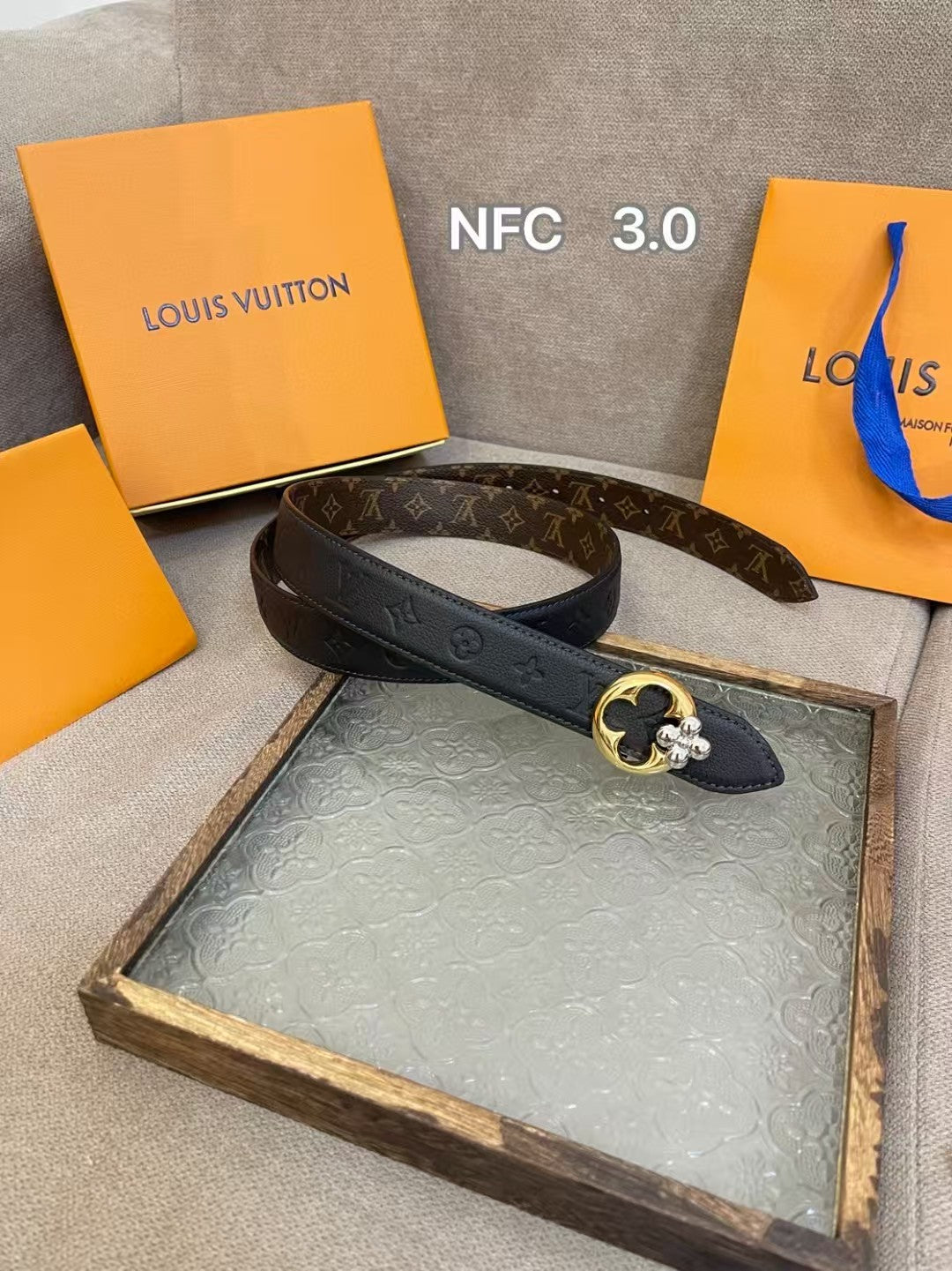 Double sided waist belt for men