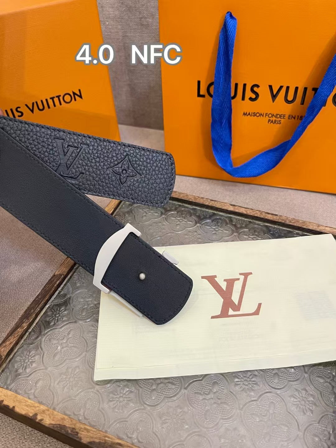 Classic double-sided belt for men