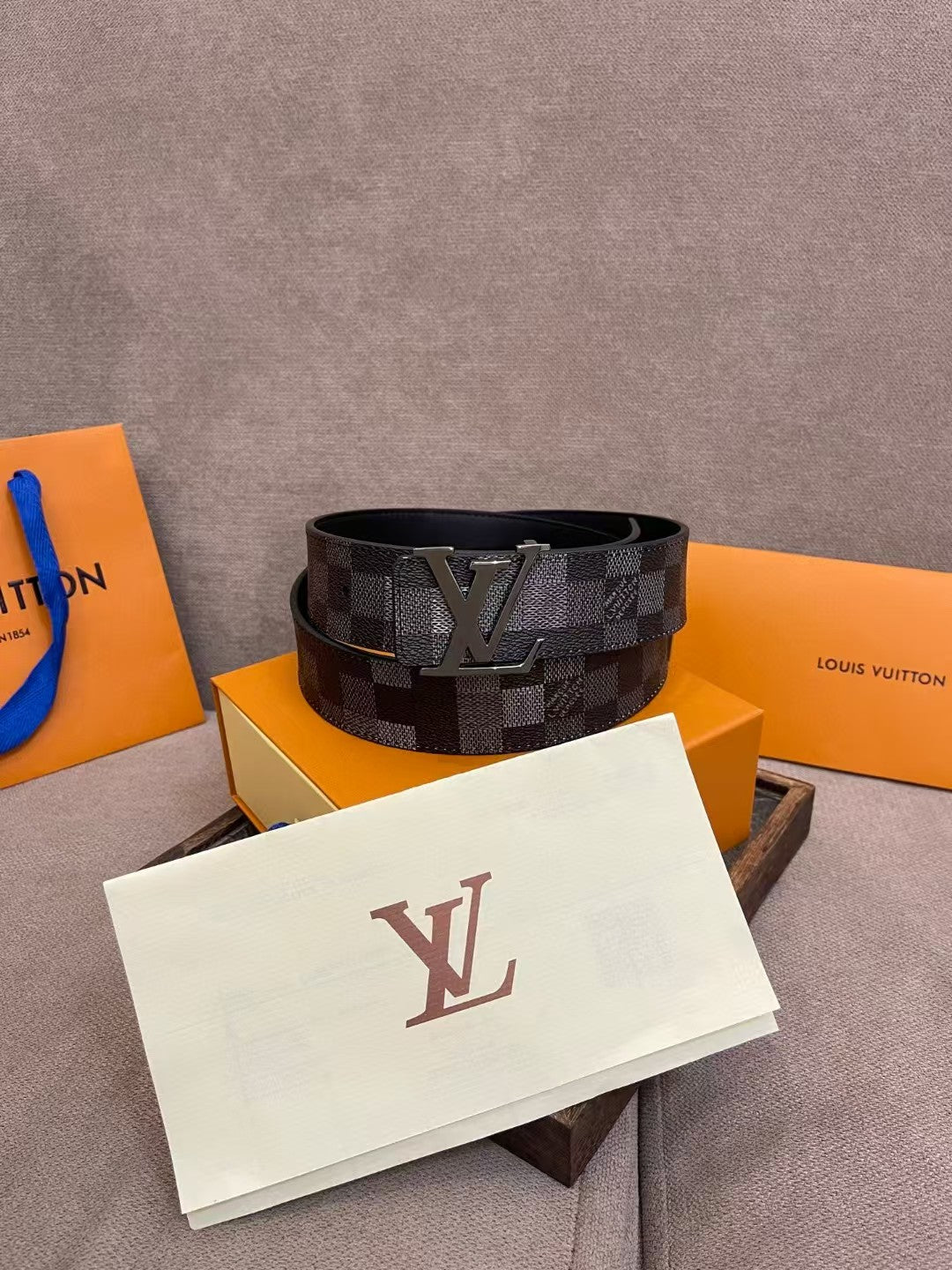 Double sided waist belt for men